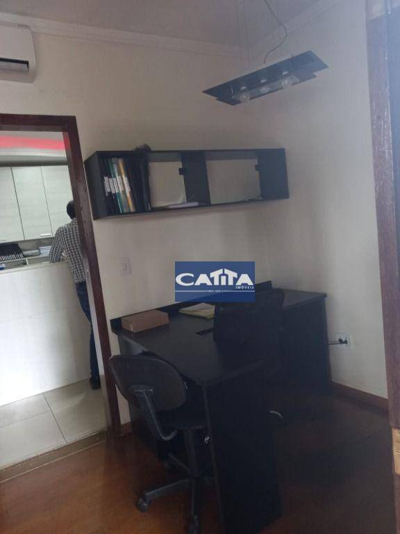 Sobrado à venda com 1 quarto, 200m² - Foto 26