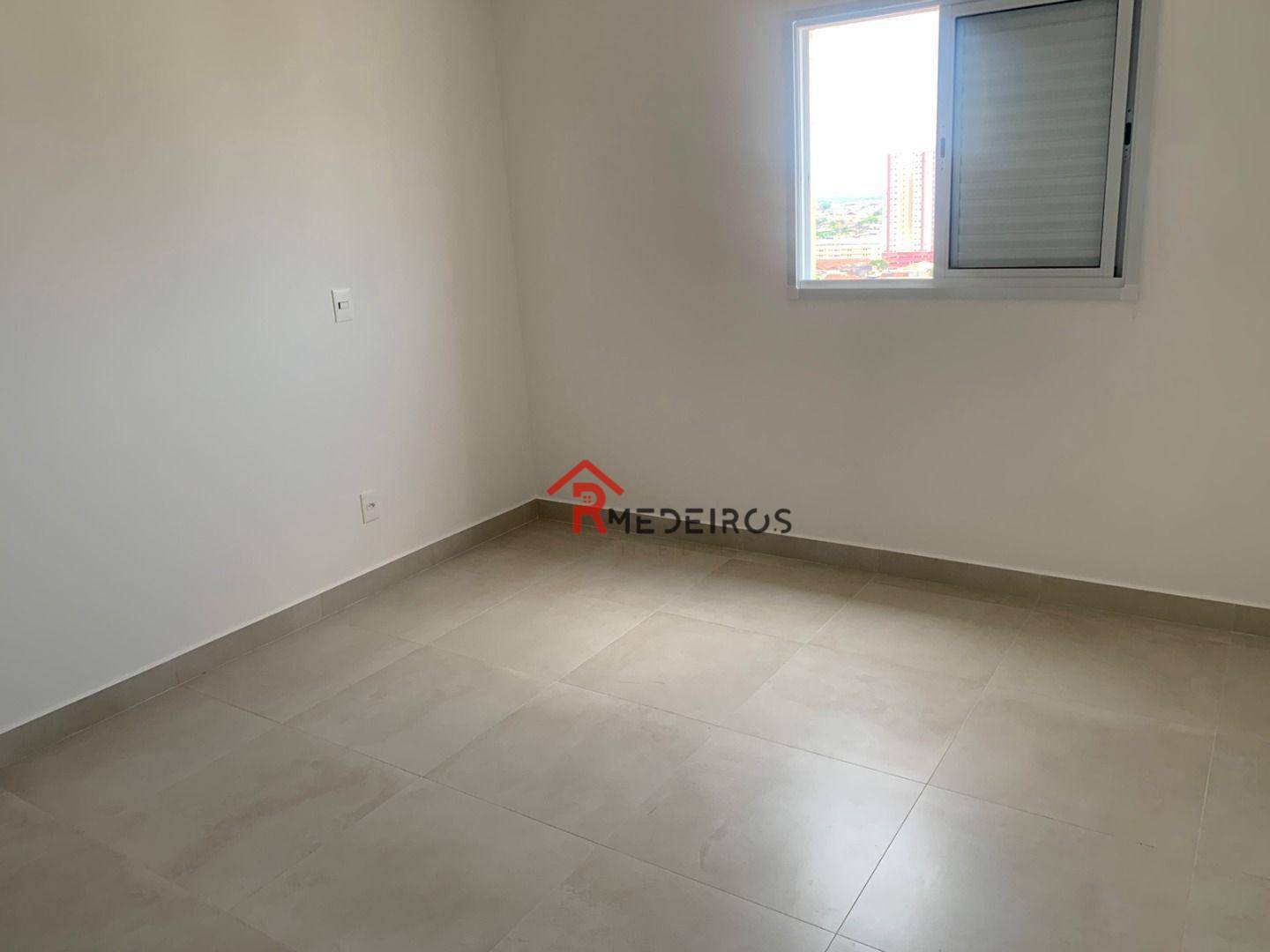 Apartamento à venda com 1 quarto, 56m² - Foto 10