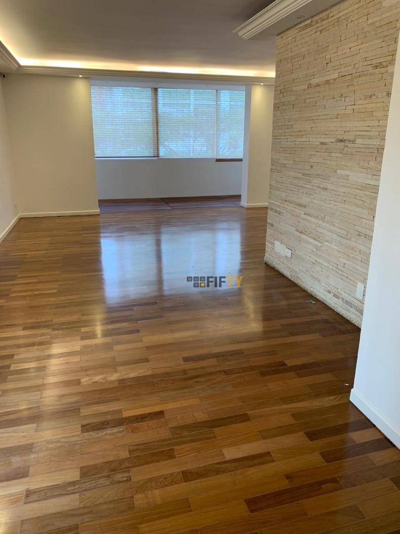 Apartamento à venda e aluguel com 3 quartos, 185m² - Foto 1