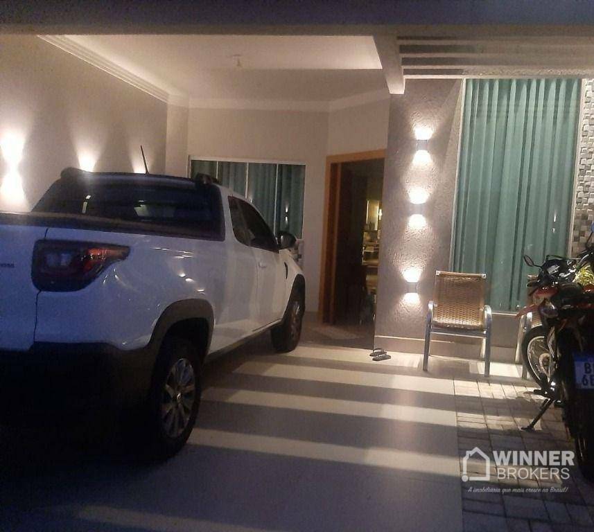 Casa à venda com 3 quartos, 117m² - Foto 1