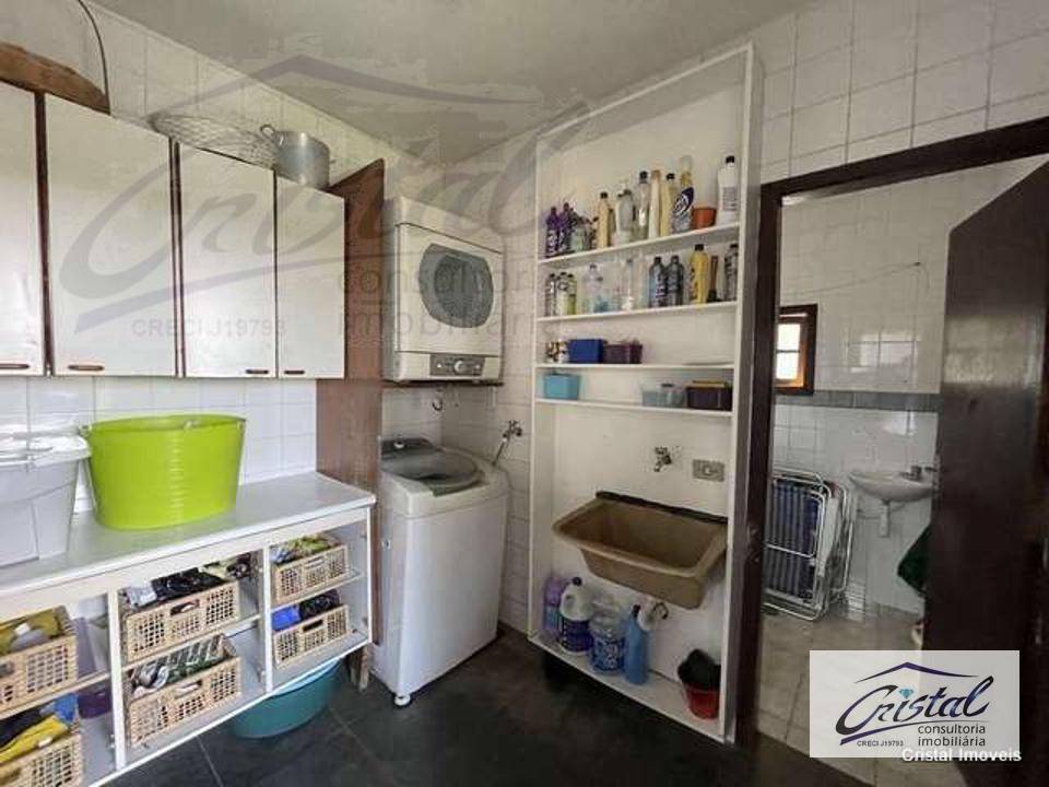 Casa de Condomínio à venda com 4 quartos, 220m² - Foto 42