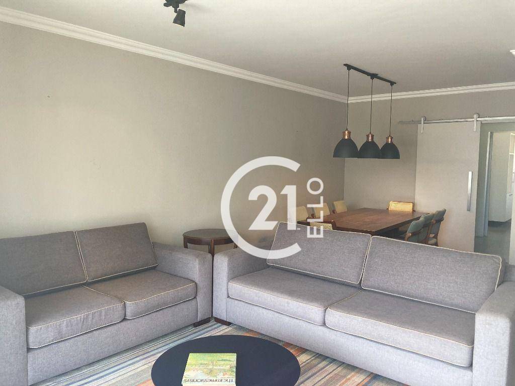 Apartamento para alugar com 3 quartos, 143m² - Foto 8