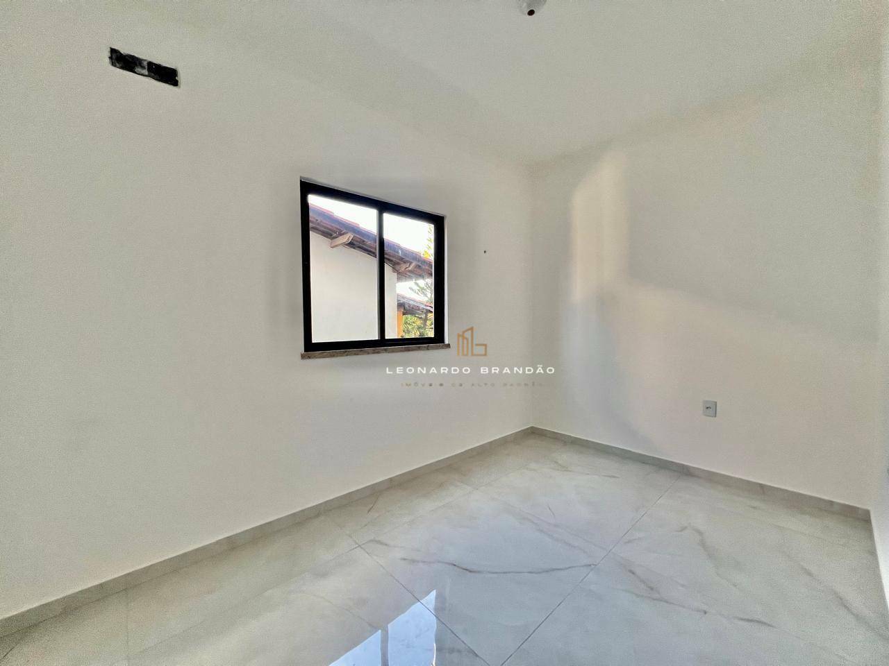 Casa à venda com 4 quartos, 162m² - Foto 14