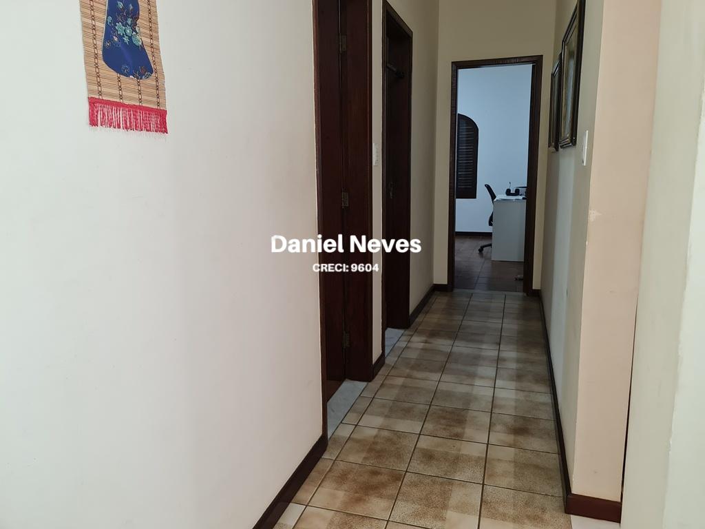 Casa à venda com 4 quartos, 309m² - Foto 21