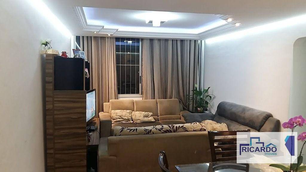 Apartamento à venda com 3 quartos, 90m² - Foto 1