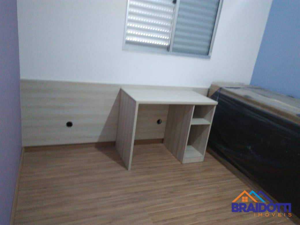 Apartamento à venda com 2 quartos, 45m² - Foto 16