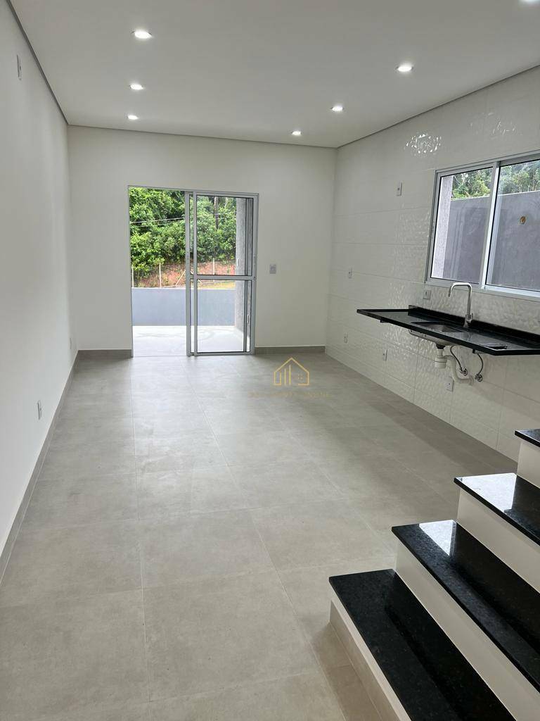 Sobrado à venda com 3 quartos, 96m² - Foto 4