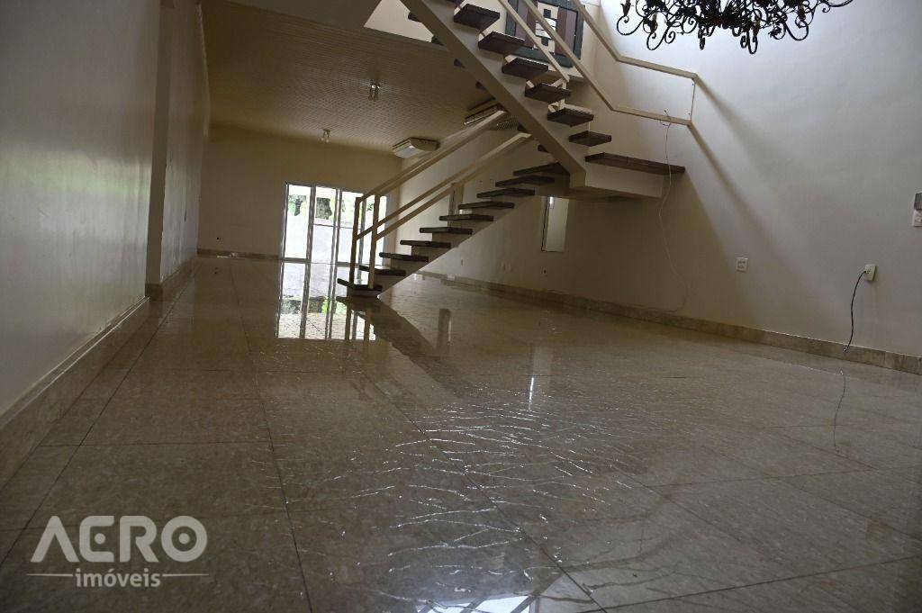 Casa à venda com 5 quartos, 591m² - Foto 27