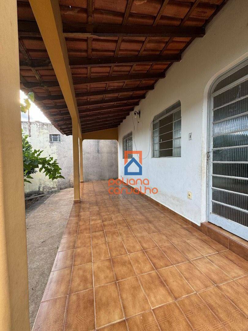 Casa para alugar com 4 quartos - Foto 4