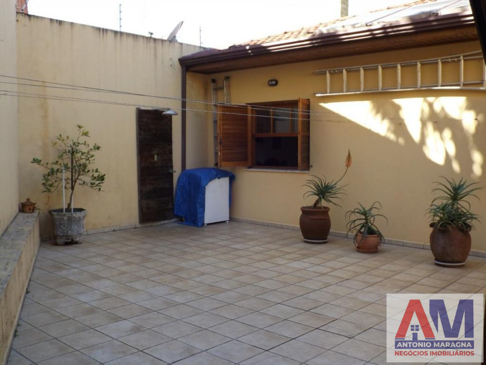 Casa à venda com 3 quartos, 240m² - Foto 40