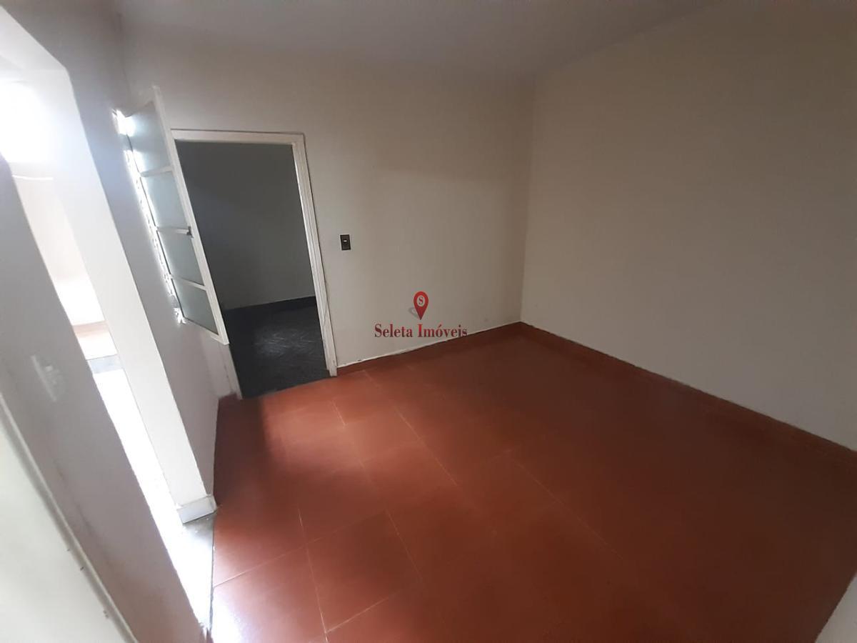 Casa à venda com 2 quartos, 82m² - Foto 4