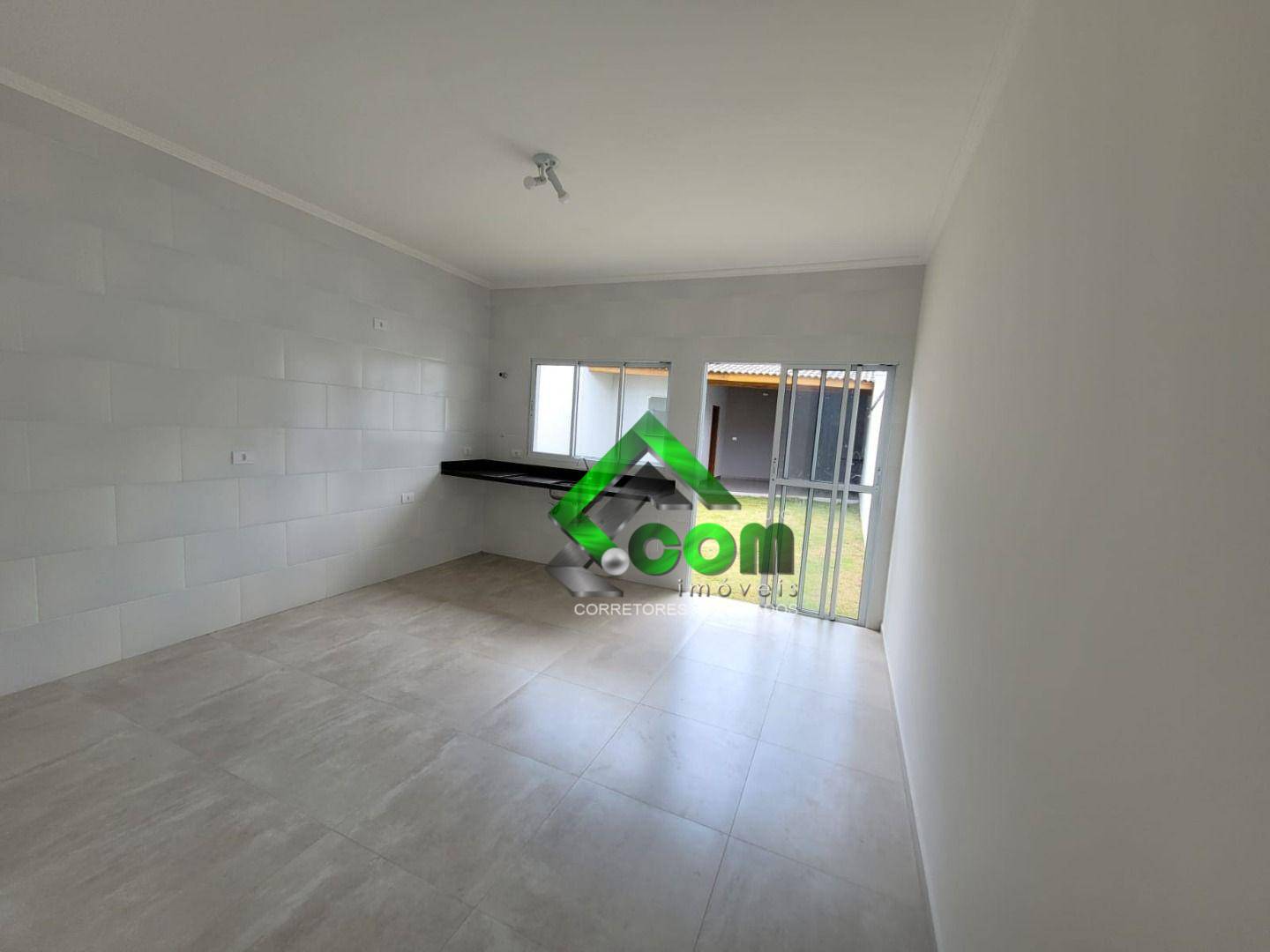 Casa à venda com 2 quartos, 110m² - Foto 18