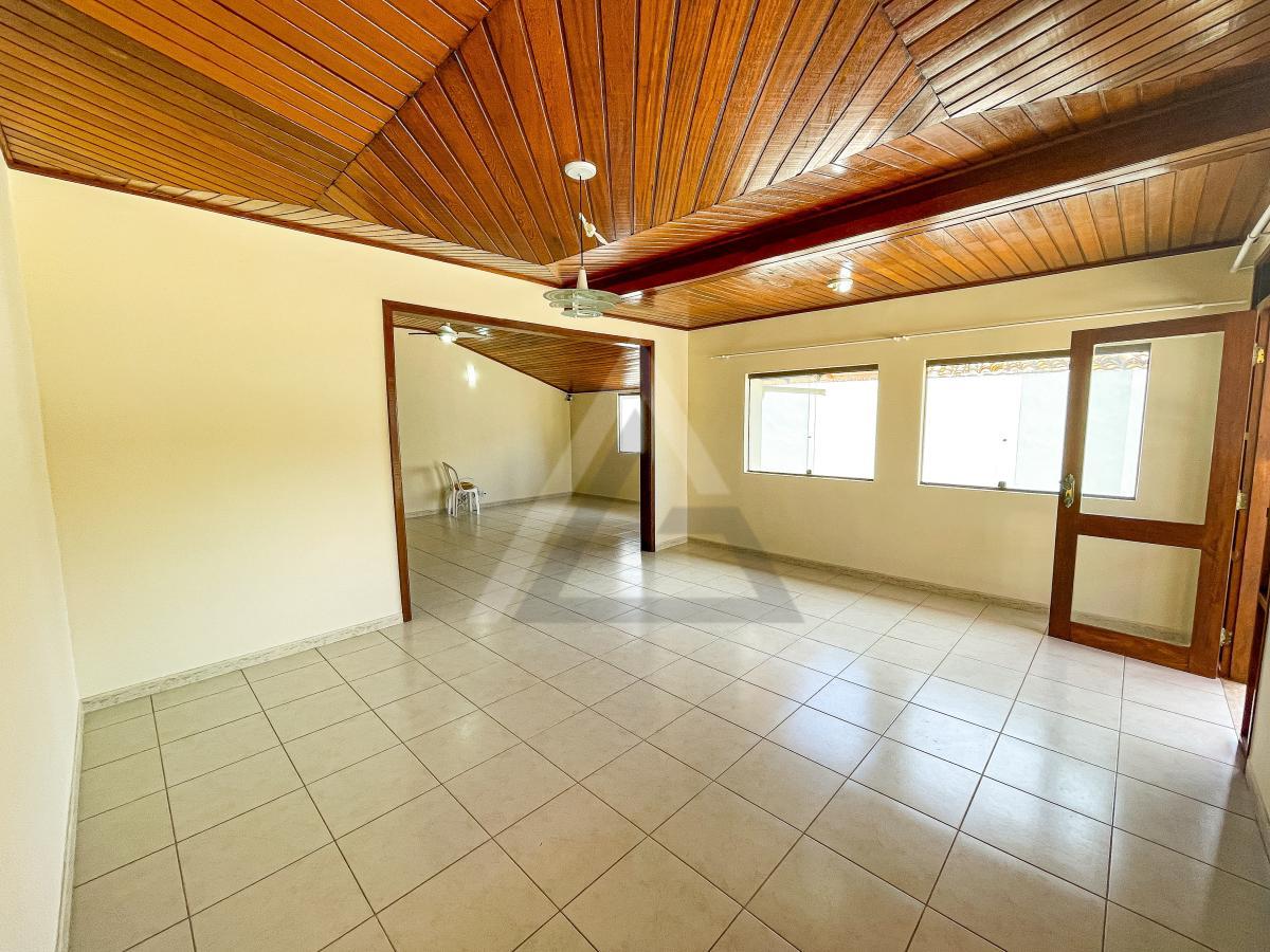 Casa à venda com 4 quartos, 182m² - Foto 13