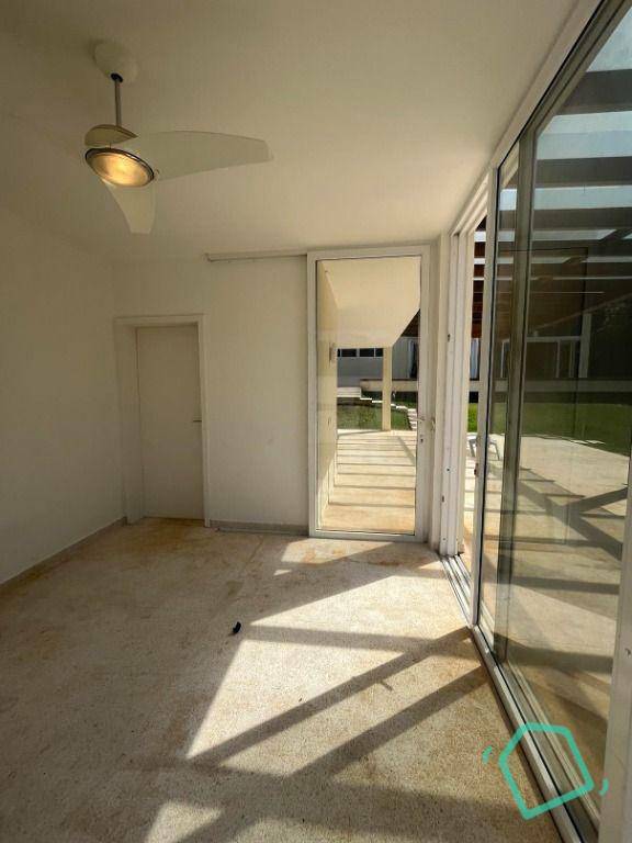 Casa de Condomínio para alugar com 3 quartos, 427m² - Foto 35