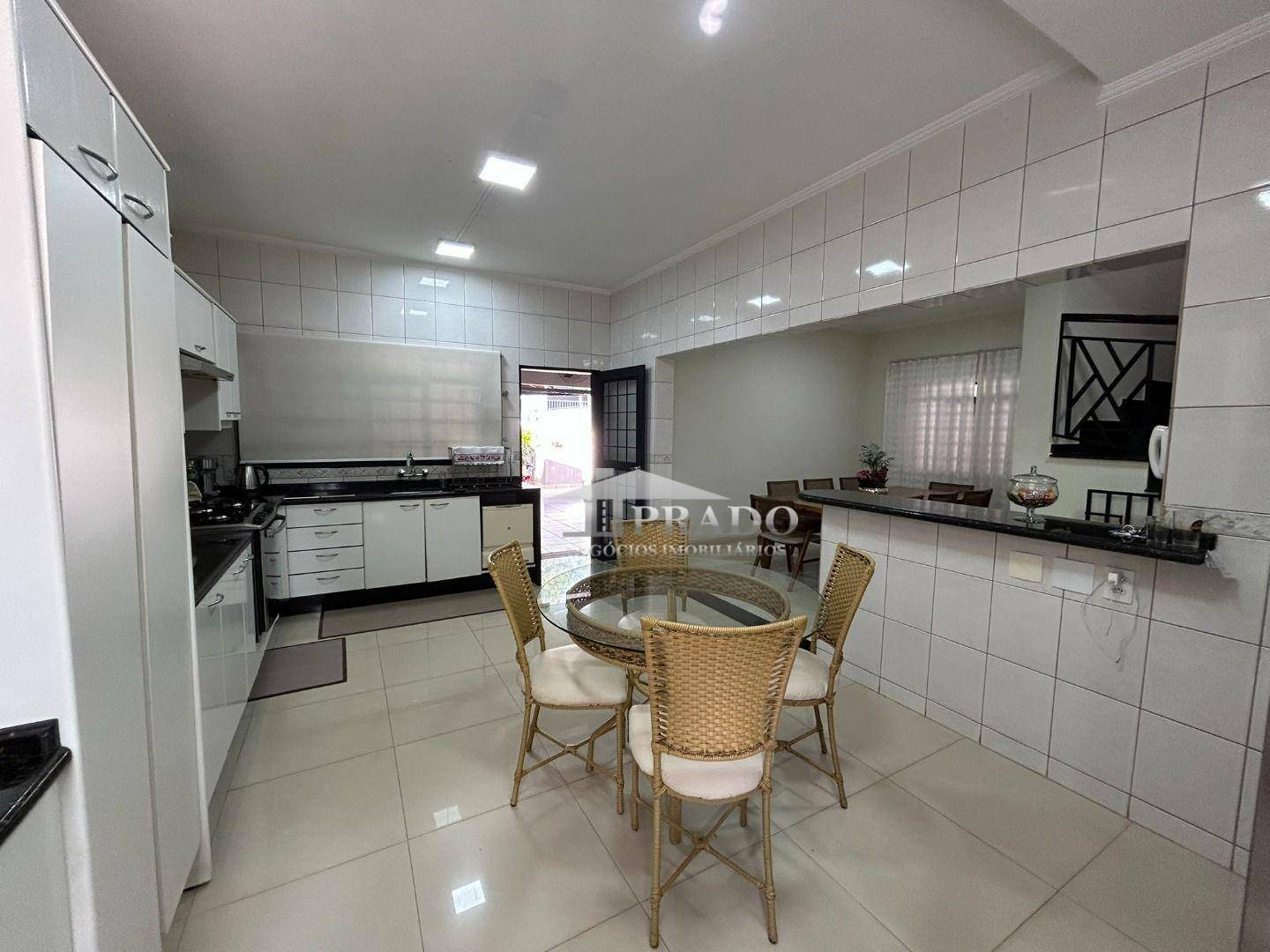 Sobrado à venda com 3 quartos, 400m² - Foto 15