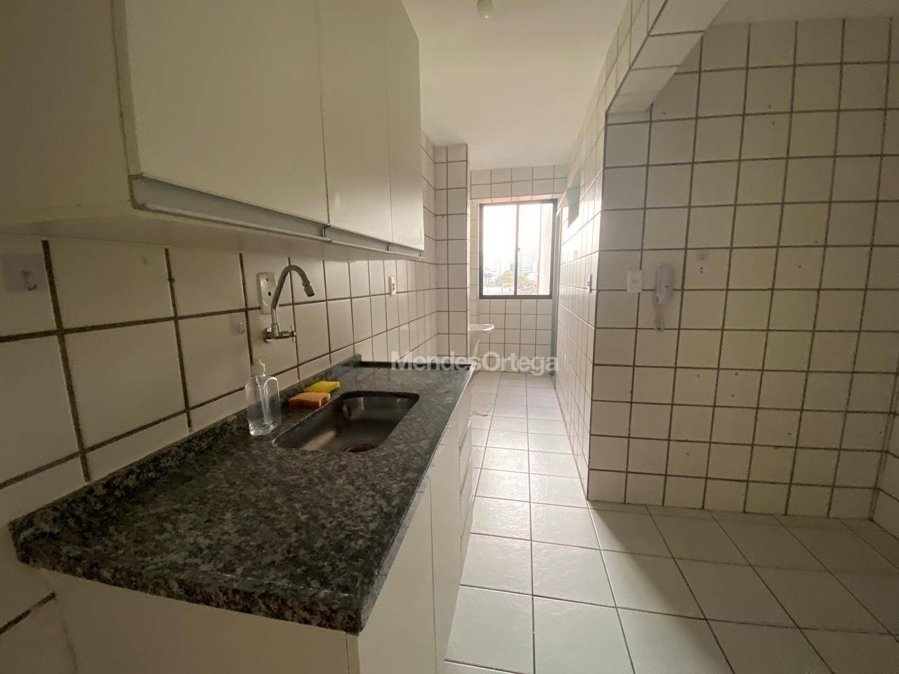 Apartamento para alugar com 2 quartos, 70m² - Foto 10