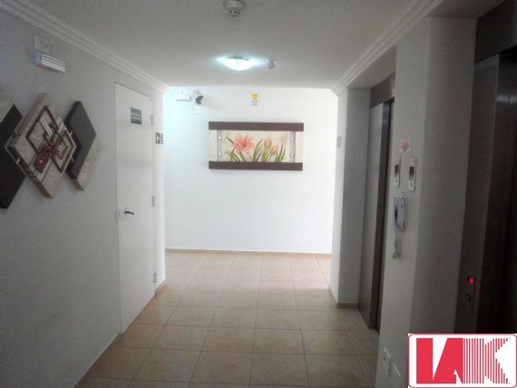 Apartamento à venda com 2 quartos, 59m² - Foto 3