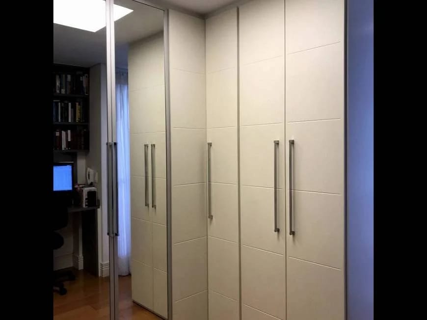 Apartamento à venda com 2 quartos, 69m² - Foto 2