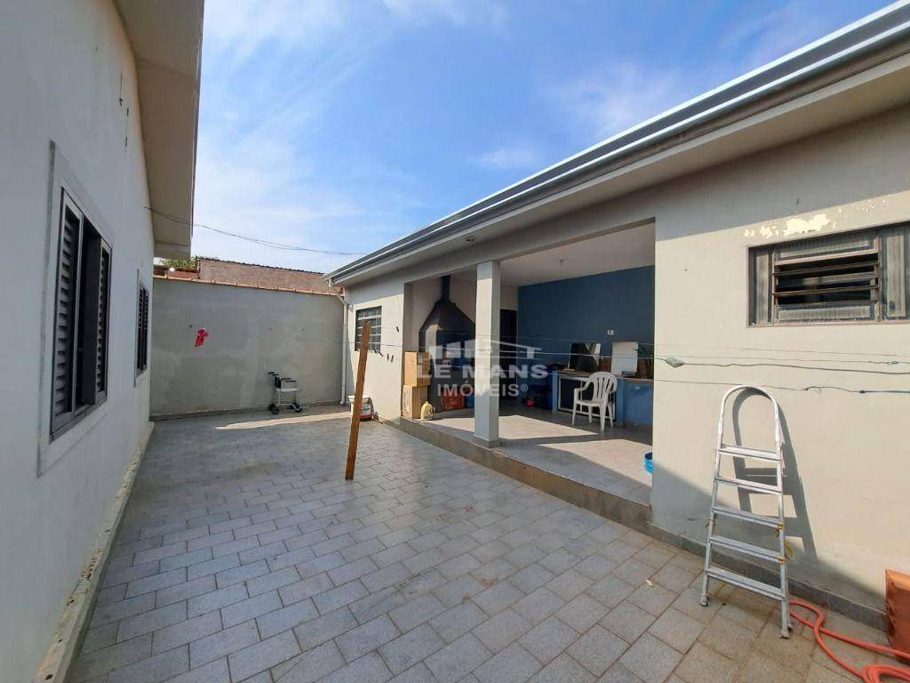 Casa, 5 quartos, 160 m² - Foto 1