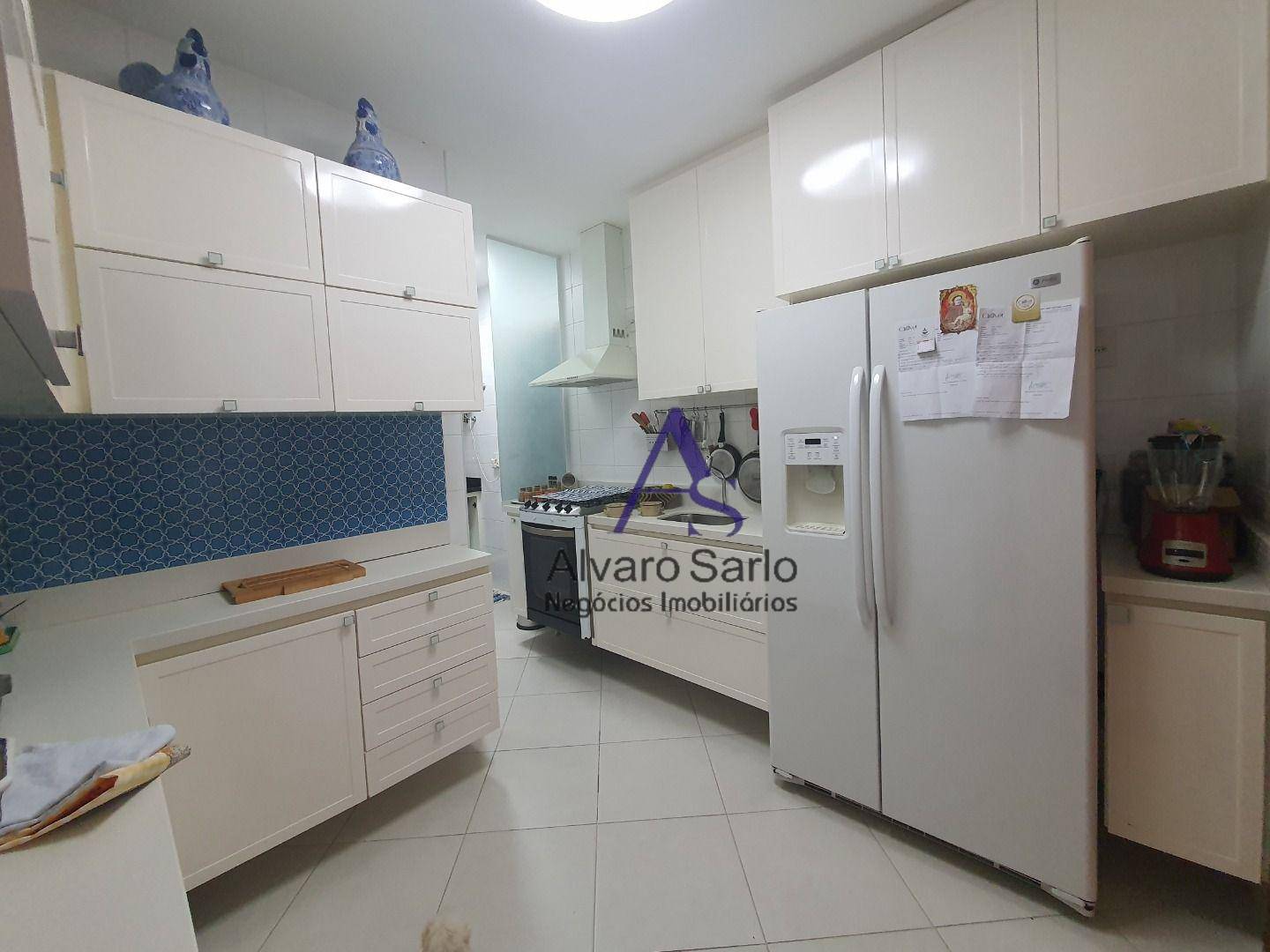 Apartamento à venda com 3 quartos, 115m² - Foto 24