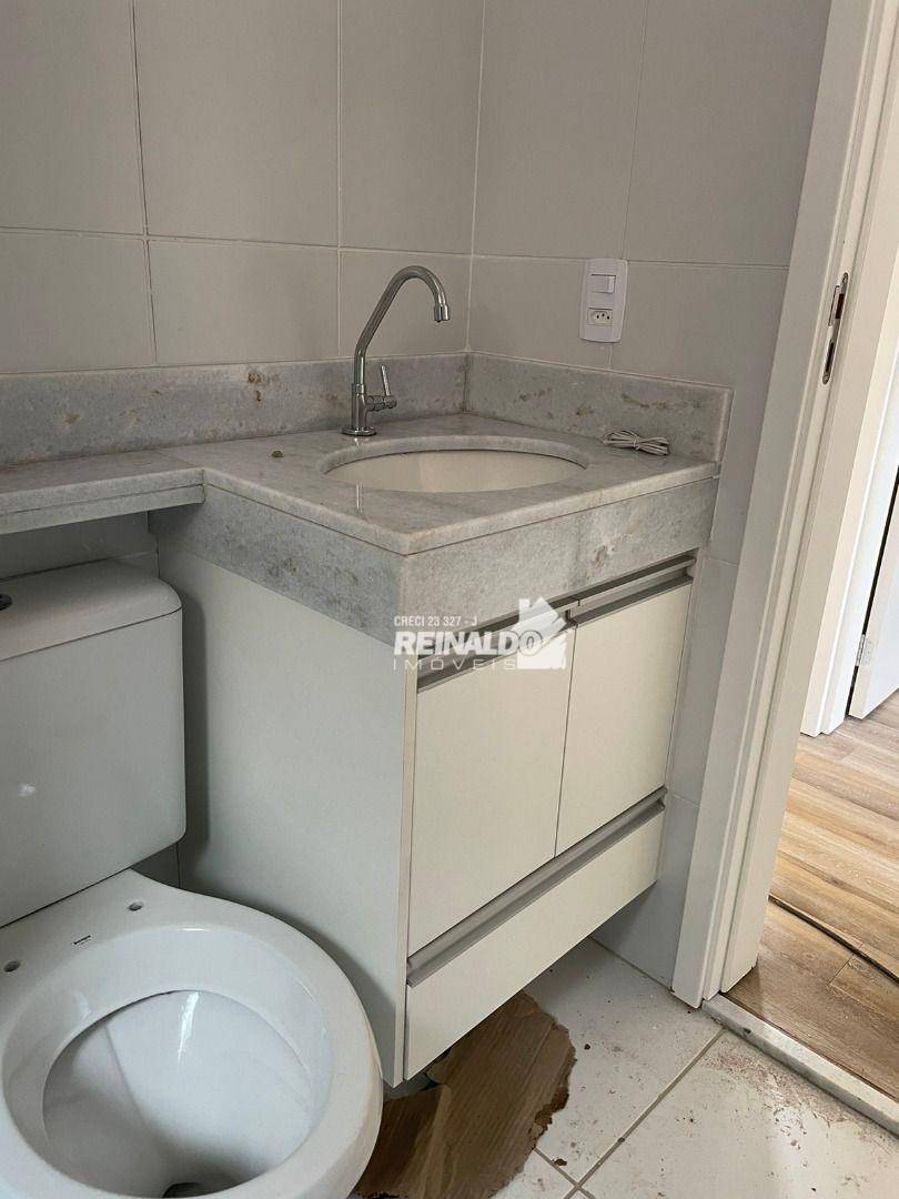 Apartamento para alugar com 2 quartos, 50m² - Foto 9