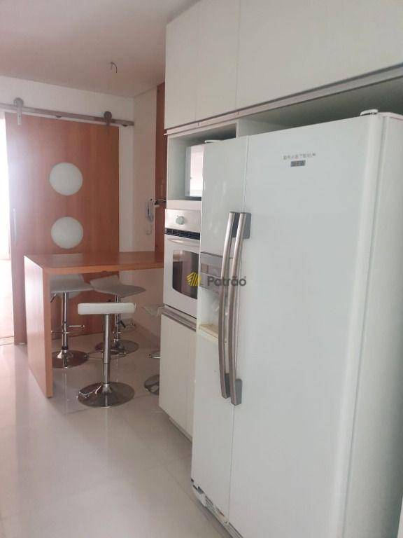 Apartamento à venda com 3 quartos, 130m² - Foto 36