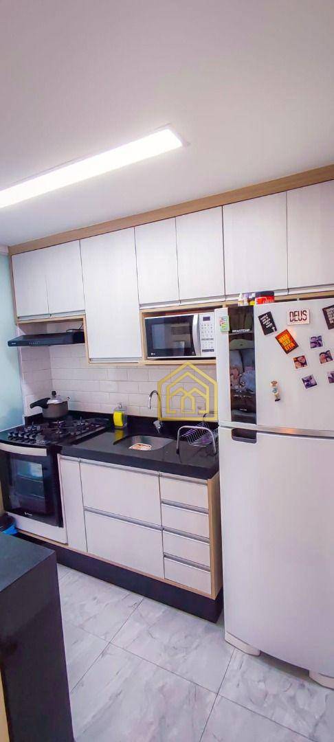 Apartamento à venda com 2 quartos, 40m² - Foto 4