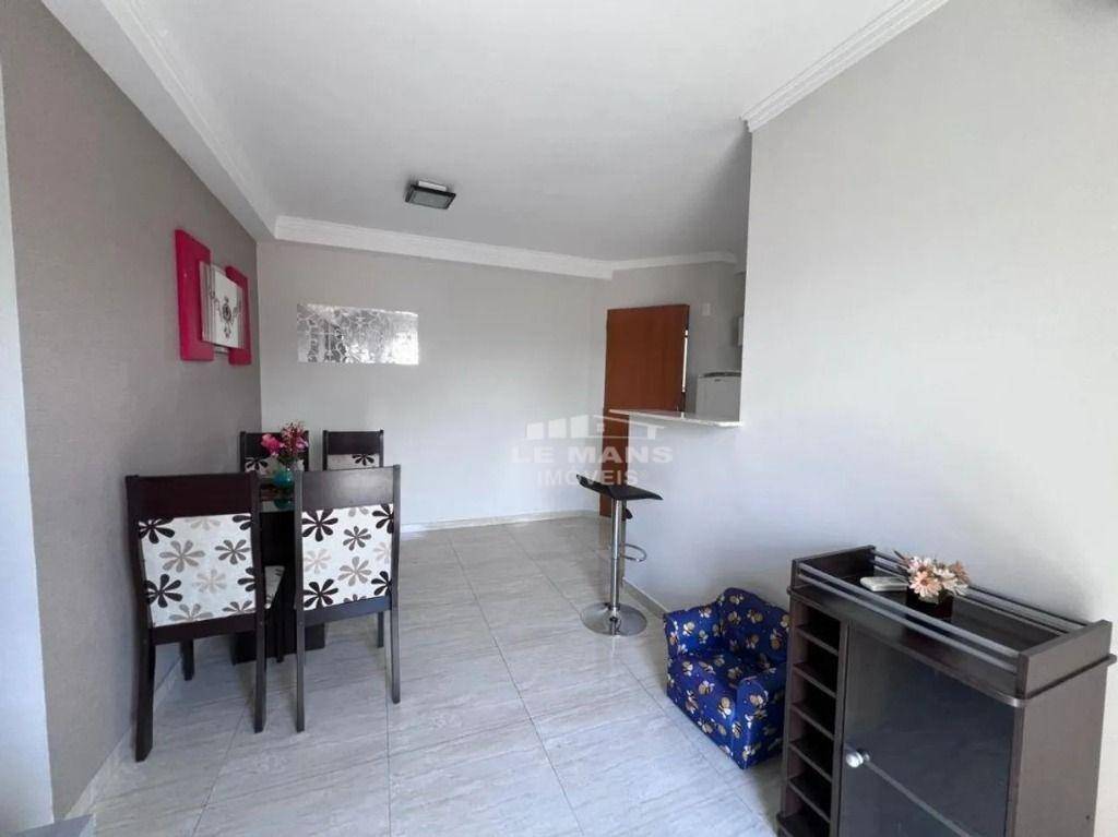 Apartamento à venda com 2 quartos, 48m² - Foto 3