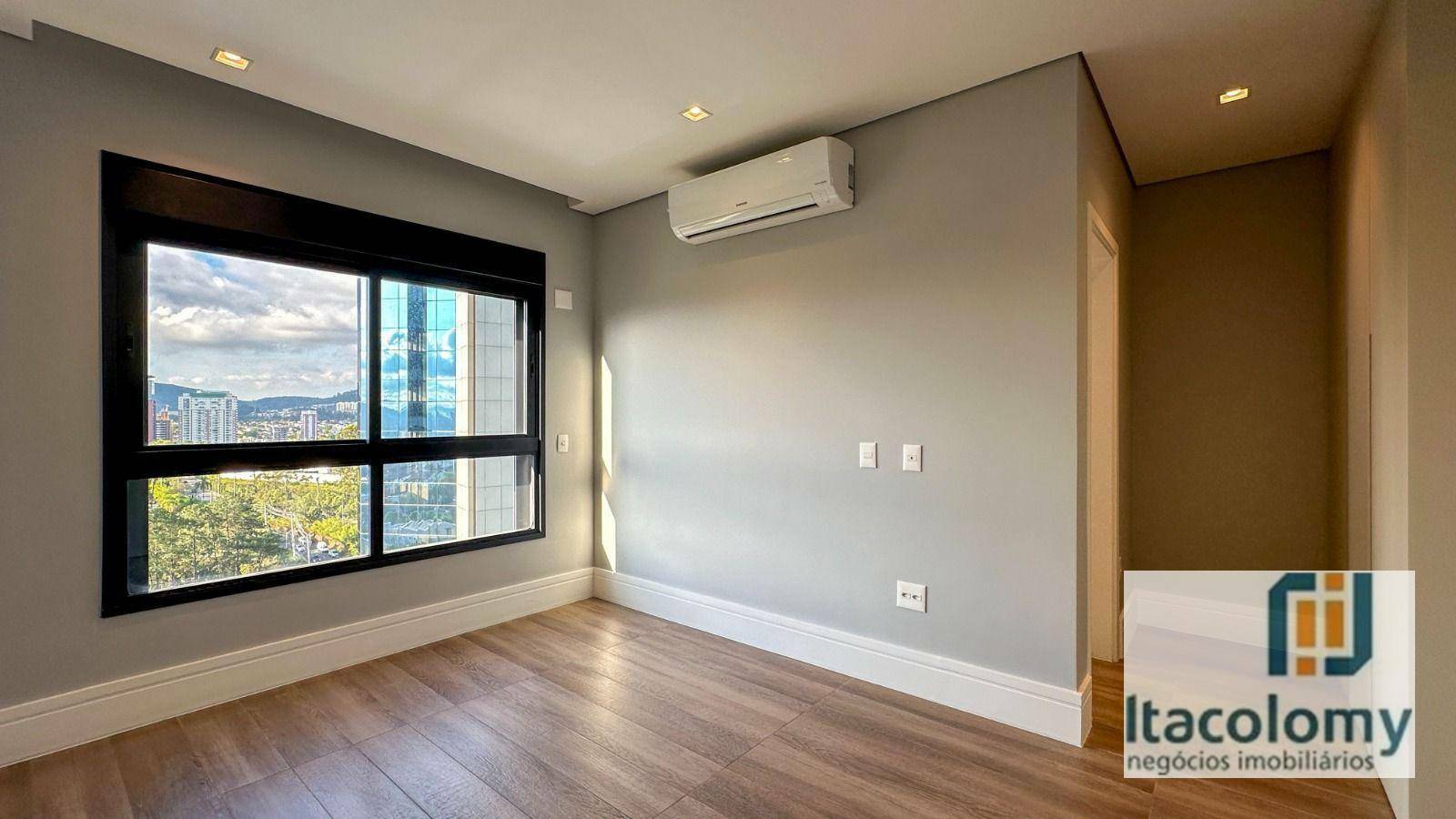 Apartamento à venda com 4 quartos, 344m² - Foto 3