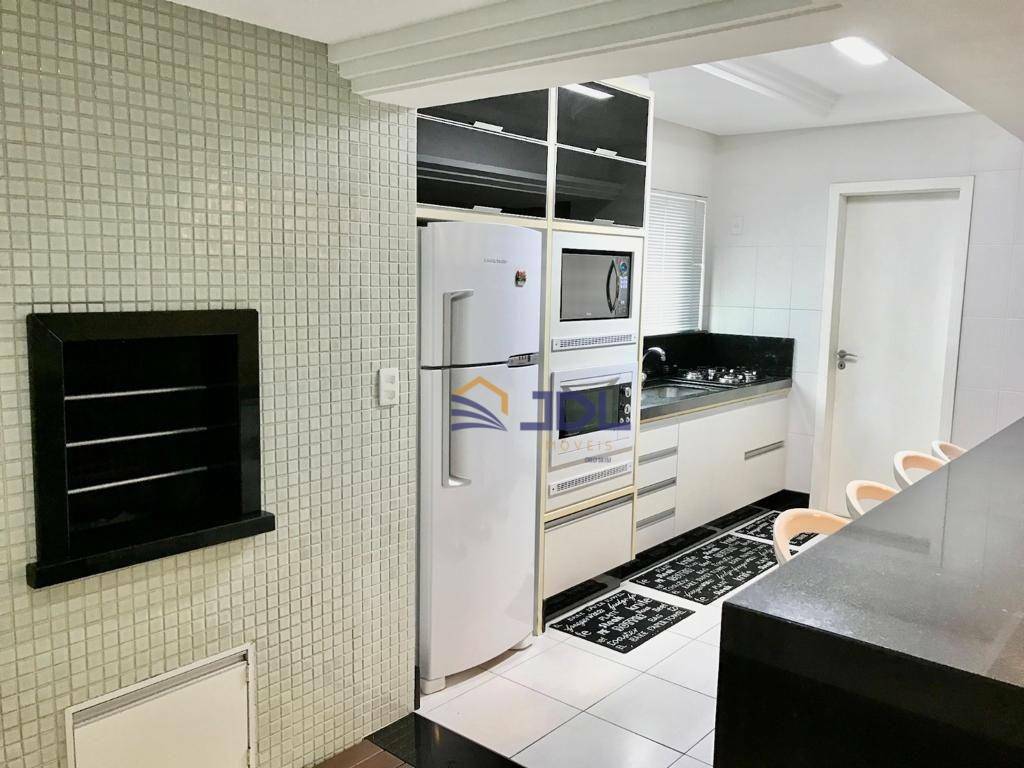 Apartamento à venda com 3 quartos, 132m² - Foto 7