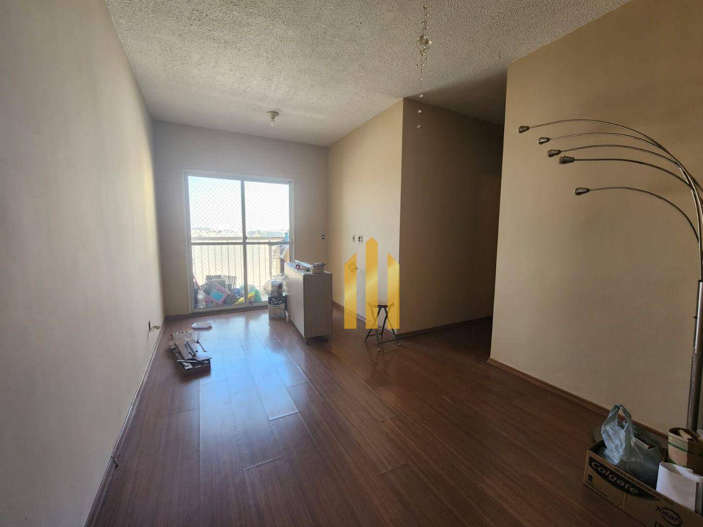 Apartamento à venda com 2 quartos, 53m² - Foto 2