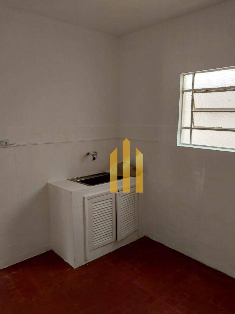 Sobrado à venda e aluguel com 3 quartos, 180m² - Foto 49