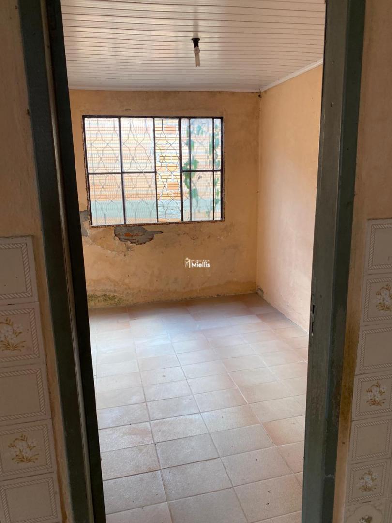 Casa à venda com 2 quartos, 100m² - Foto 8