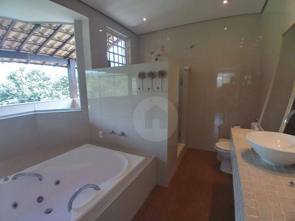 Casa à venda com 5 quartos, 1000m² - Foto 44