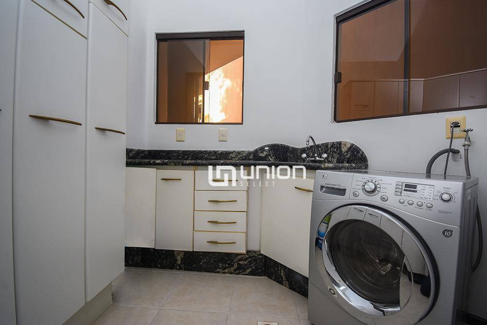 Casa à venda e aluguel com 5 quartos, 400M2 - Foto 25