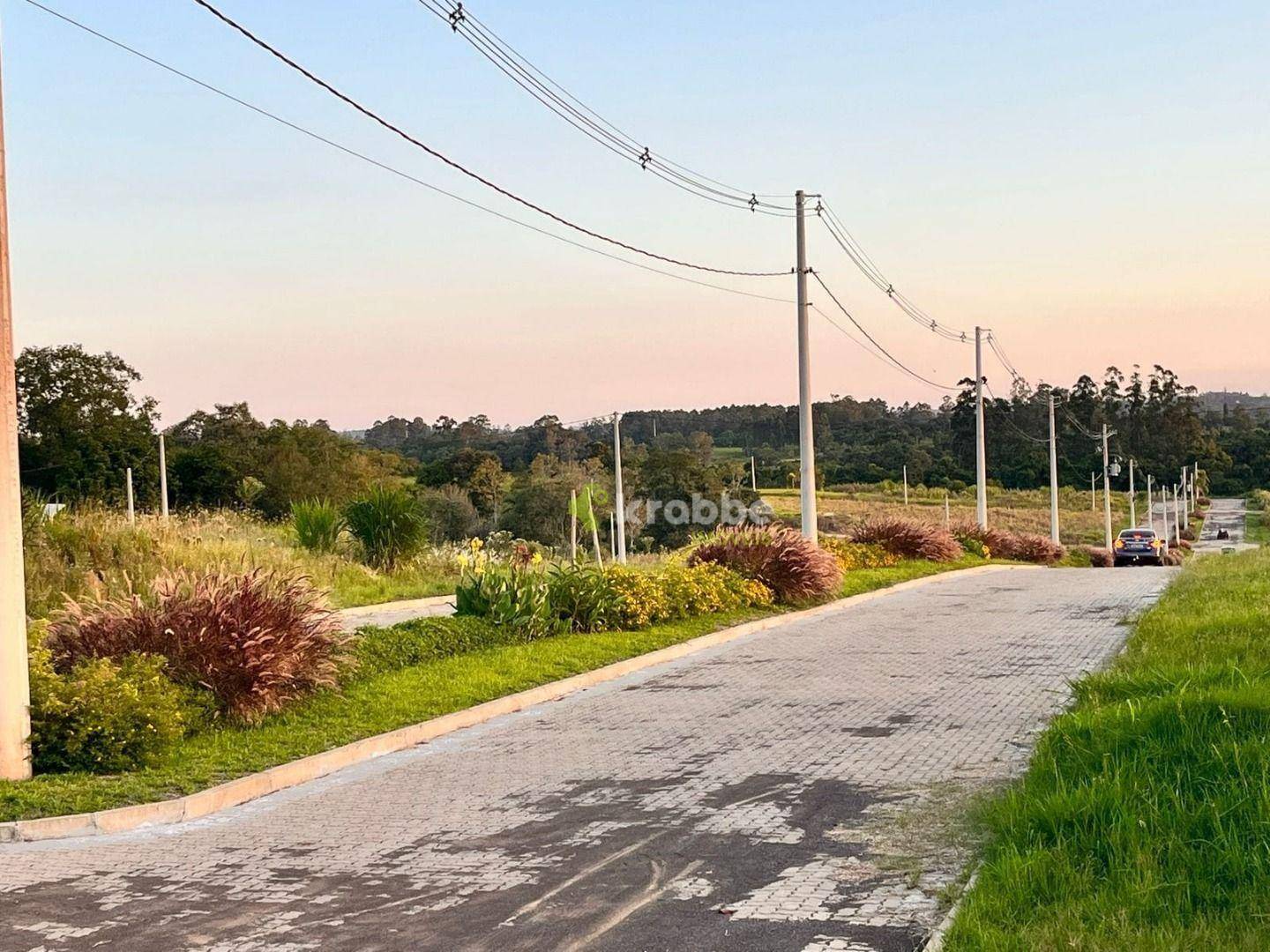 Loteamento e Condomínio, 608 m² - Foto 1