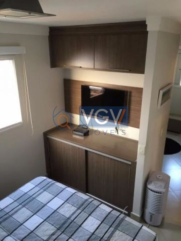 Apartamento à venda com 3 quartos, 76m² - Foto 7