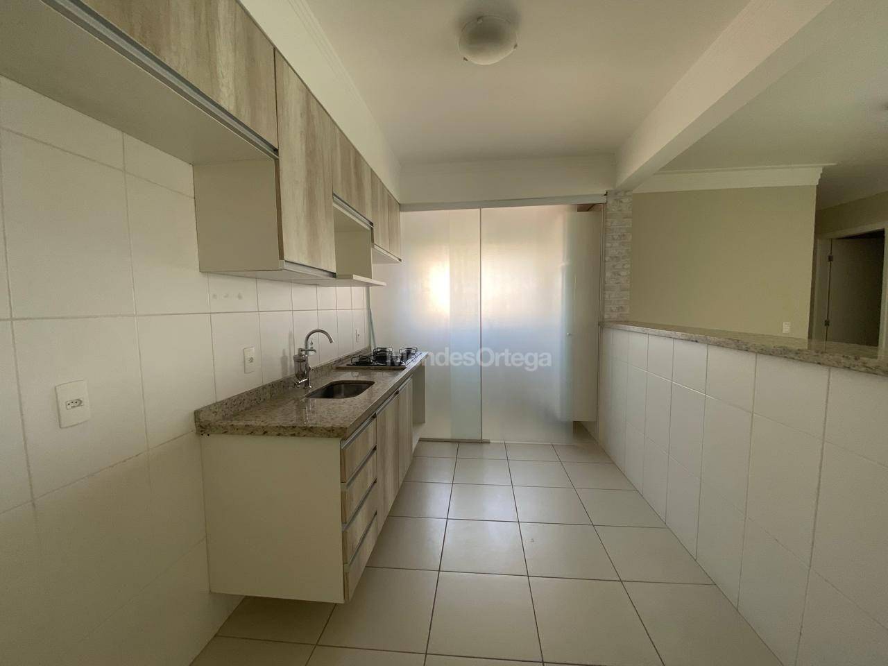 Apartamento para alugar com 3 quartos, 86m² - Foto 4