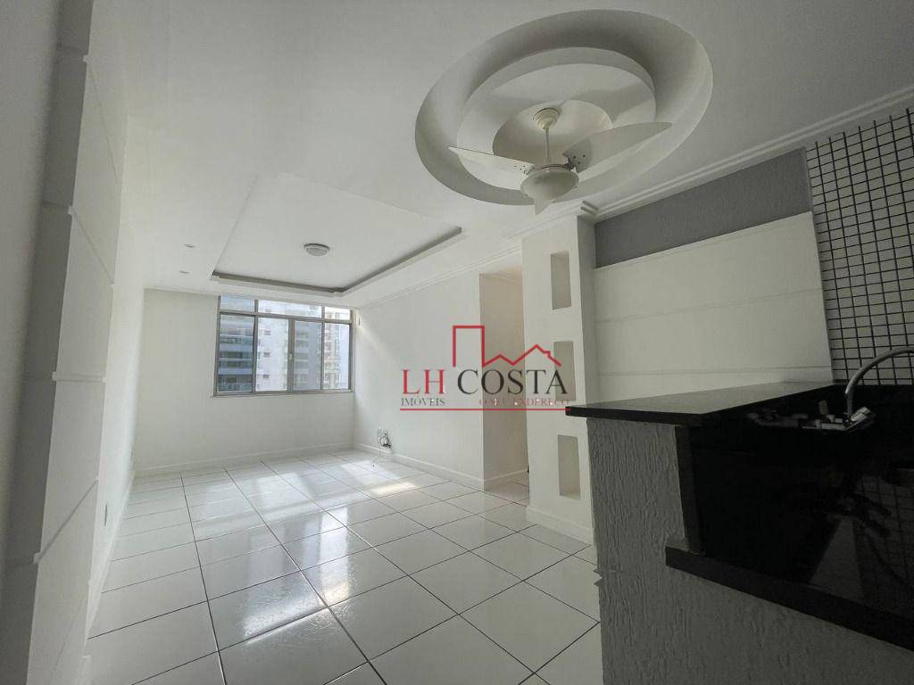 Apartamento à venda com 2 quartos, 70m² - Foto 11