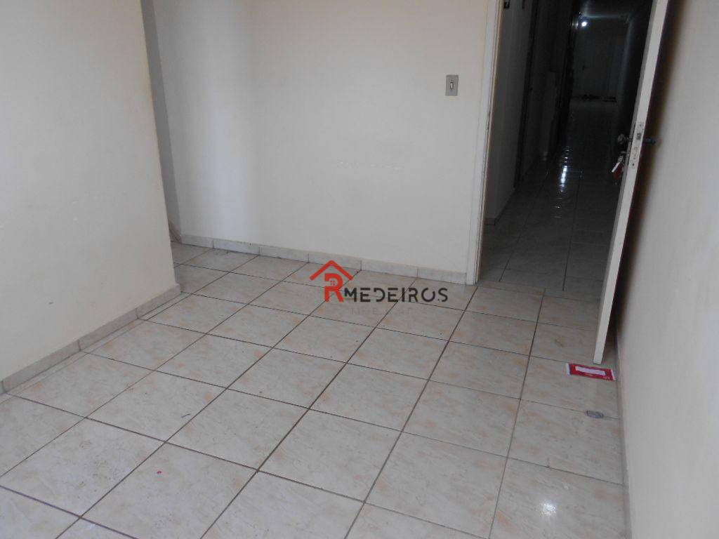 Apartamento à venda com 1 quarto, 39m² - Foto 12