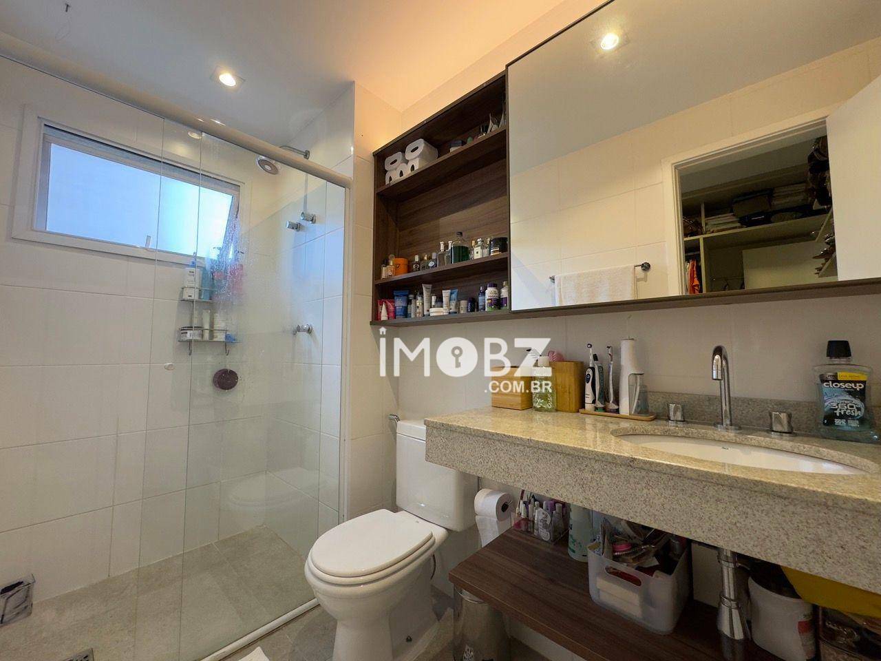 Apartamento à venda com 3 quartos, 168m² - Foto 32