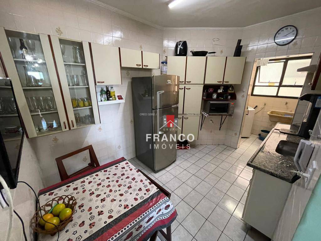 Apartamento à venda com 1 quarto, 50m² - Foto 5