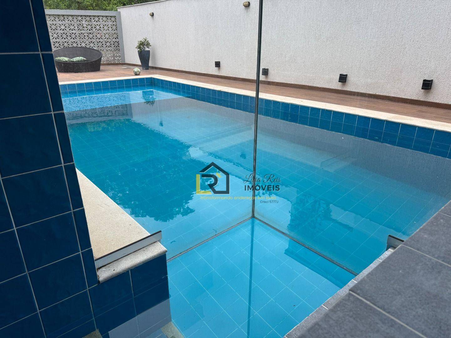 Casa, 5 quartos, 370 m² - Foto 4