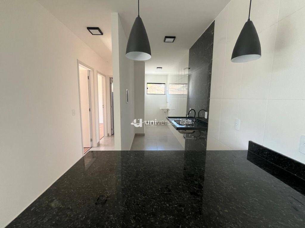 Cobertura à venda com 3 quartos, 108m² - Foto 2
