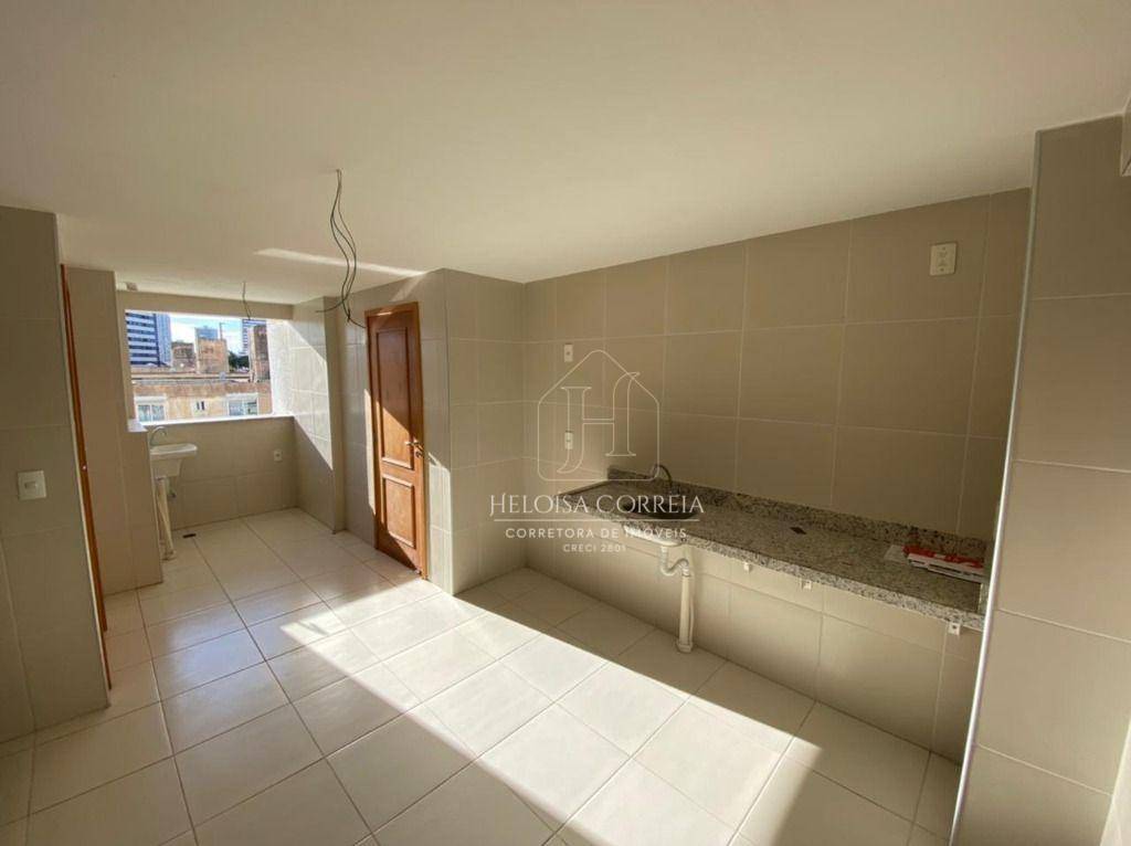 Apartamento à venda com 3 quartos, 141m² - Foto 14