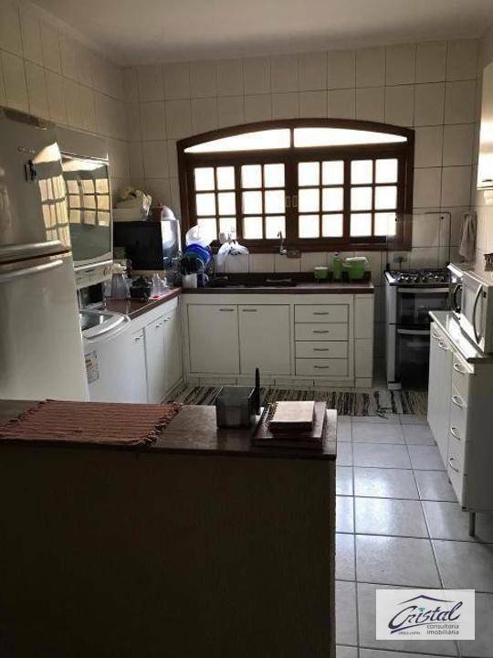 Casa à venda com 3 quartos, 156m² - Foto 4