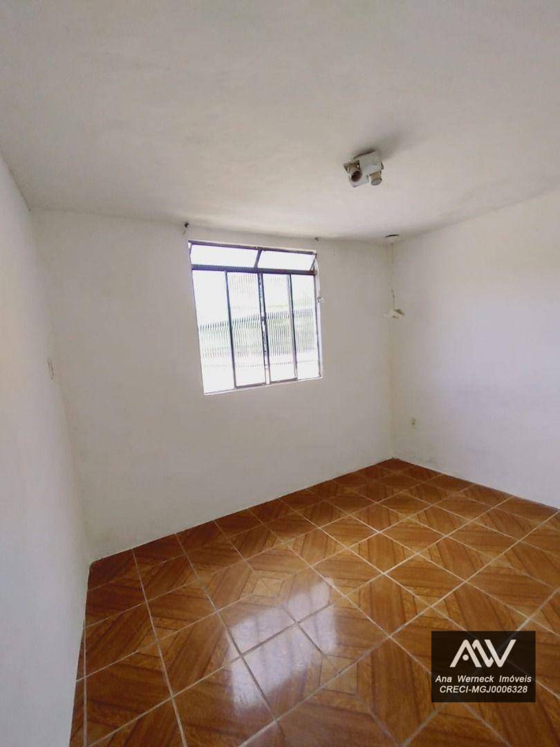 Casa à venda com 2 quartos, 140m² - Foto 3