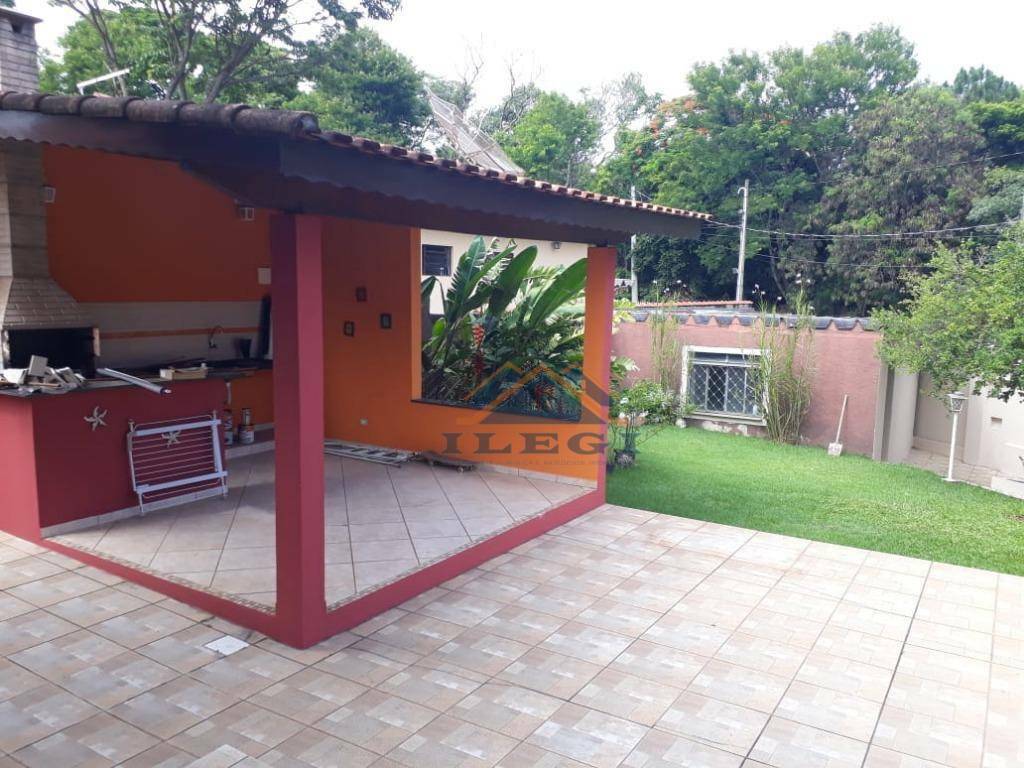 Casa à venda com 3 quartos, 170m² - Foto 9