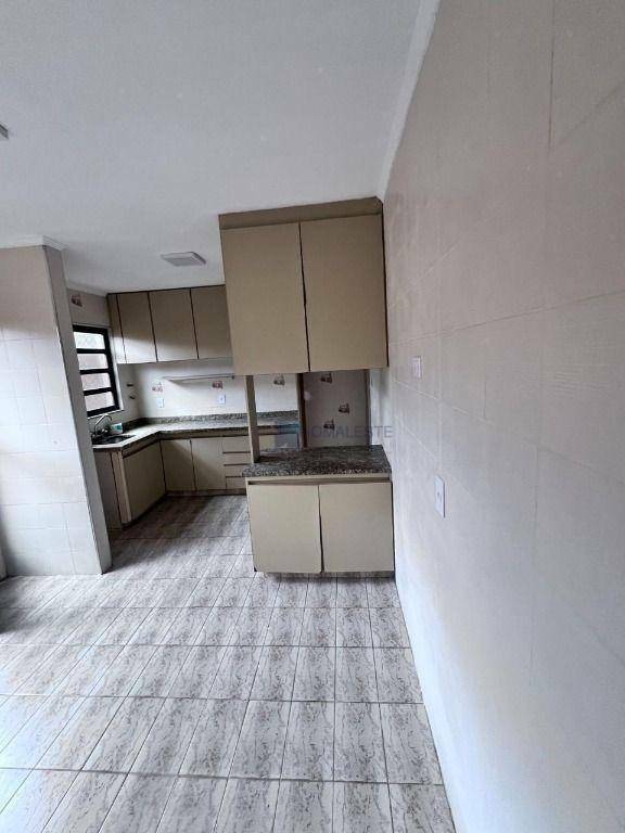 Sobrado à venda com 3 quartos, 142m² - Foto 6