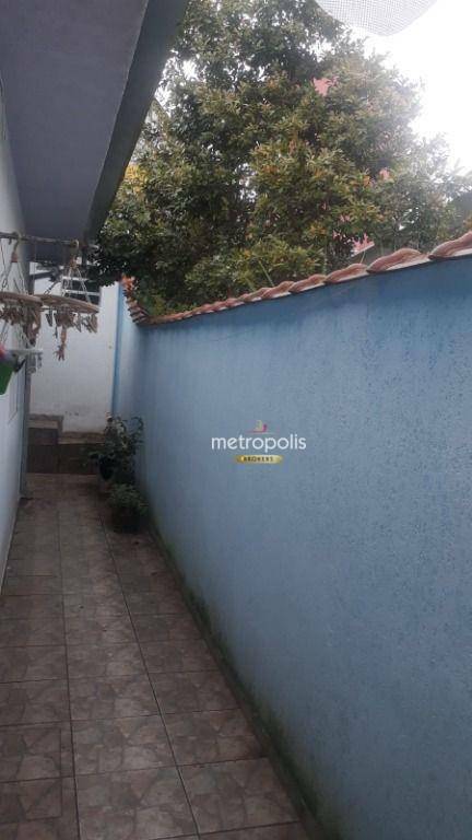 Sobrado à venda com 2 quartos, 180m² - Foto 17